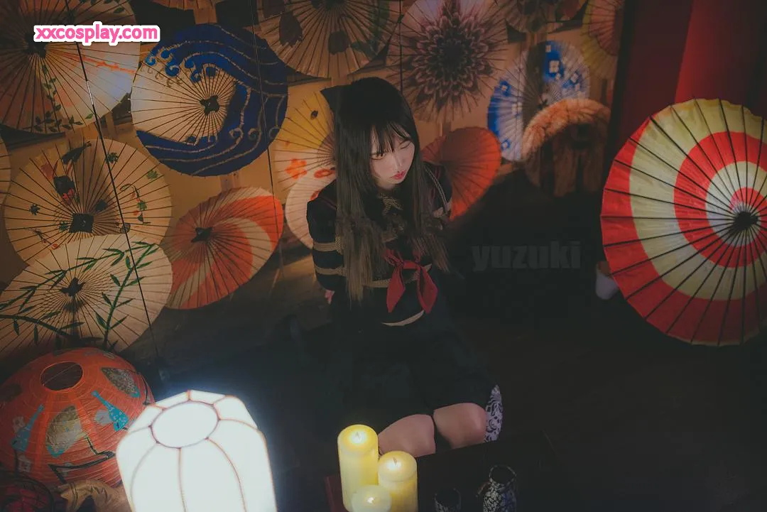 Yuzuki's Seductive Shibari